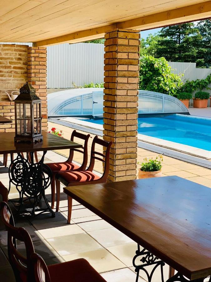 Lilium Villa Hévíz Екстериор снимка