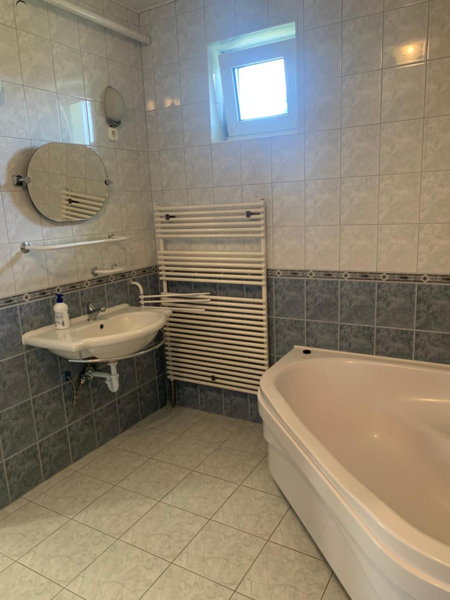 Lilium Villa Hévíz Екстериор снимка