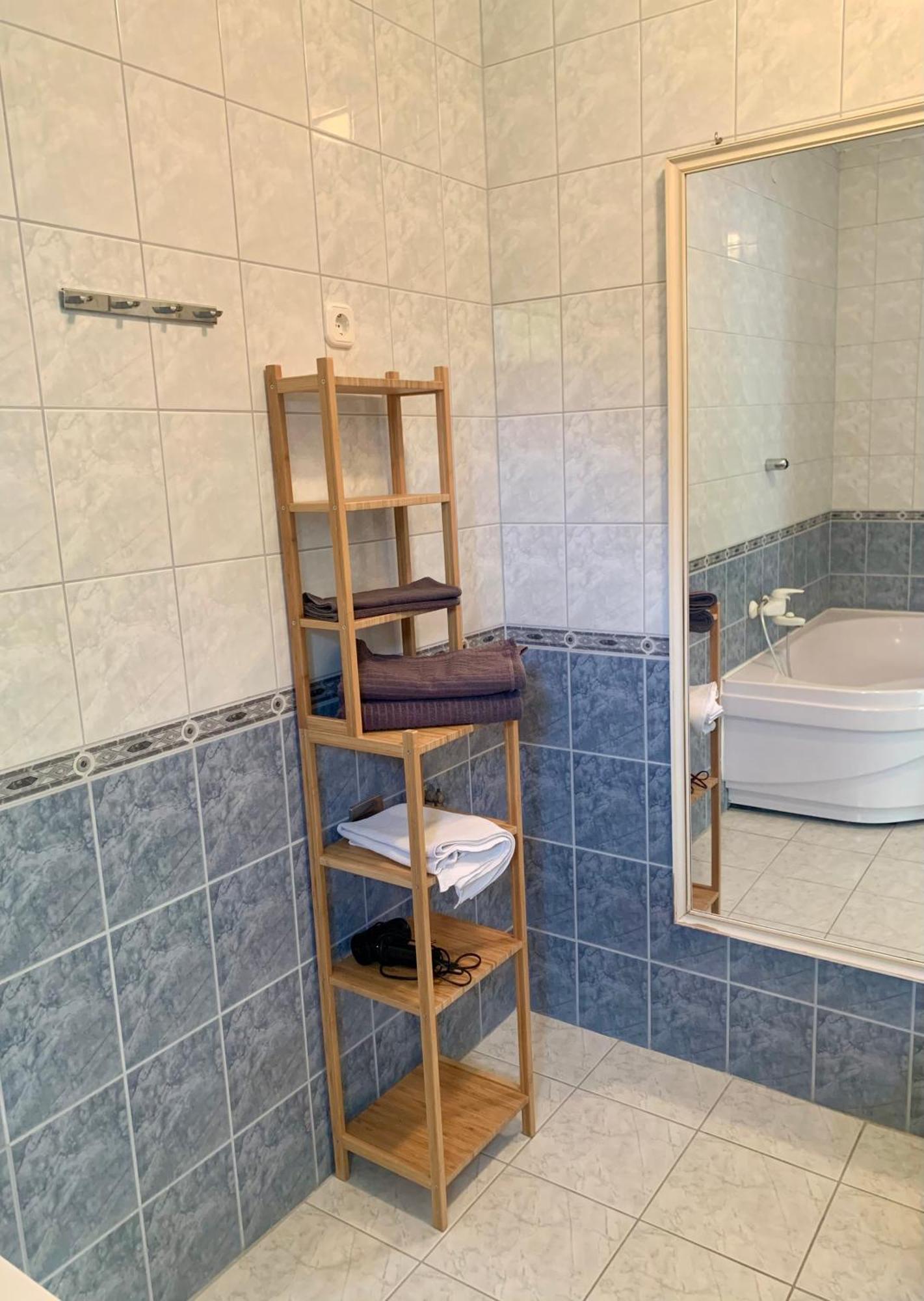 Lilium Villa Hévíz Екстериор снимка